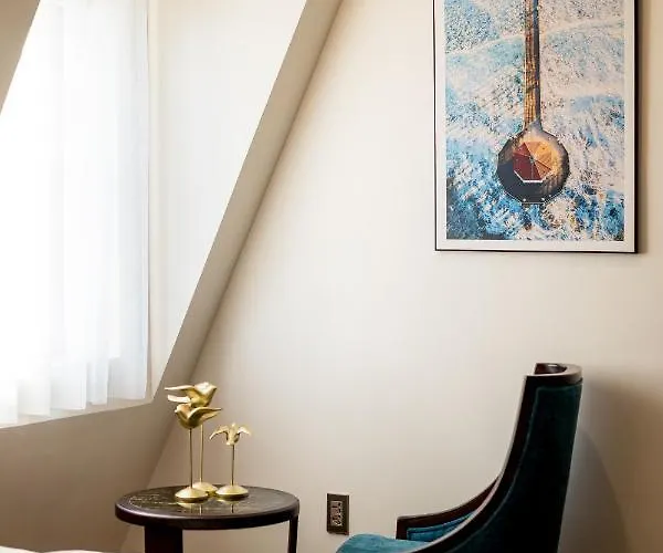 Paris Boutique Hotel