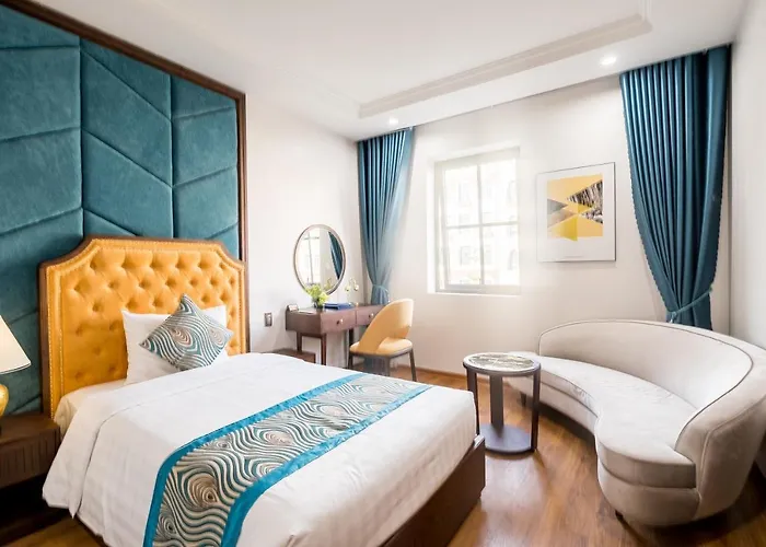 Paris Boutique 3*