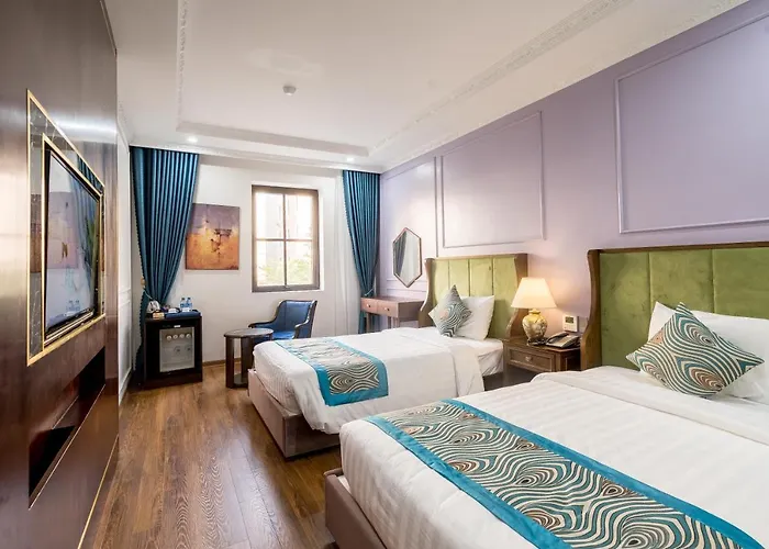 Paris Boutique Hạ Long