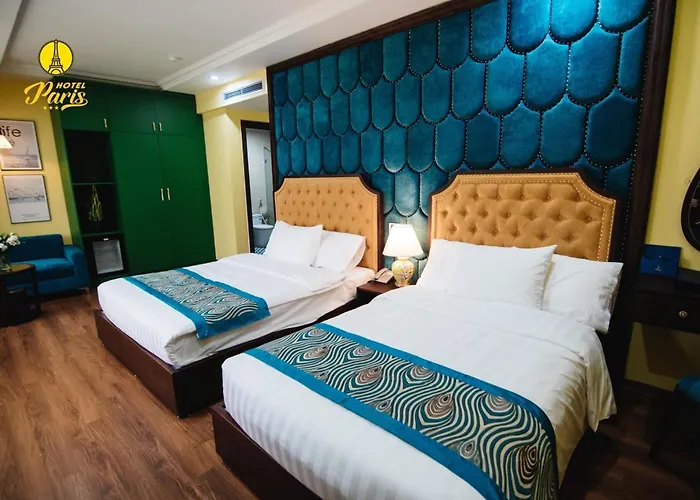 Paris Boutique Hạ Long